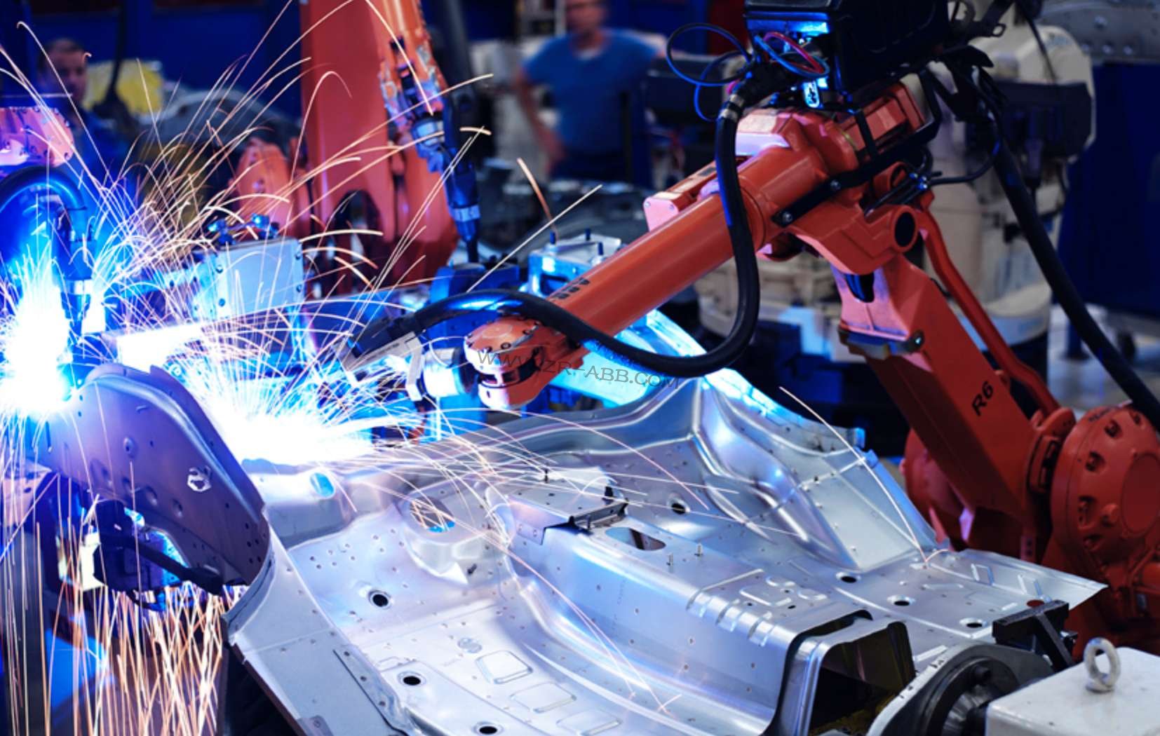 ABB���әC���˱��B(y��ng)�˽����е��P(gu��n)�I