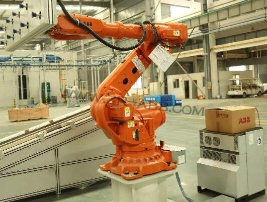 ABB�C���˱��B�����c�S�޲��E