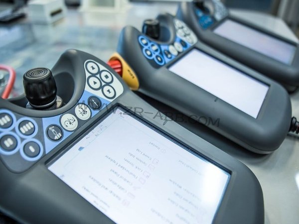 ABB�C(j��)����ʾ����ͨ늟o(w��)����(y��ng)�S��