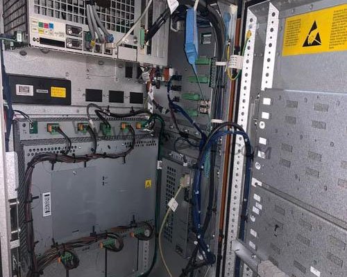 ABB�C(j��)���˿��ƹ�o���M(j��n)��ϵ�y(t��ng)�S��